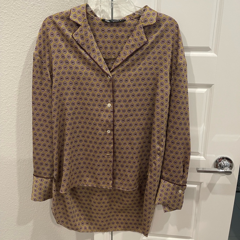 Zara button down women’s top